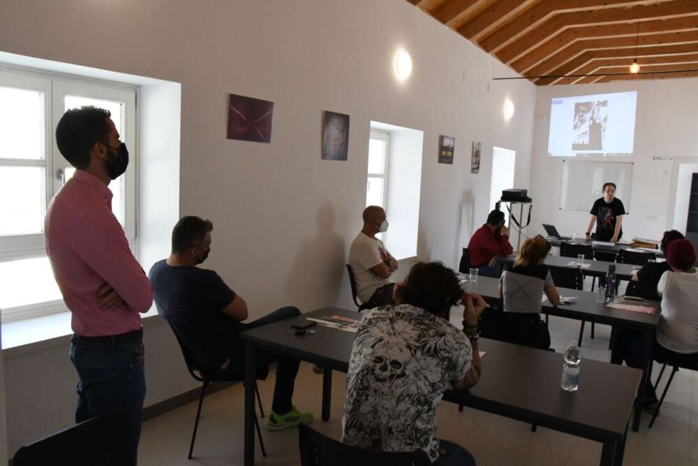 2021 inicio taller entintado comics DSC_3440