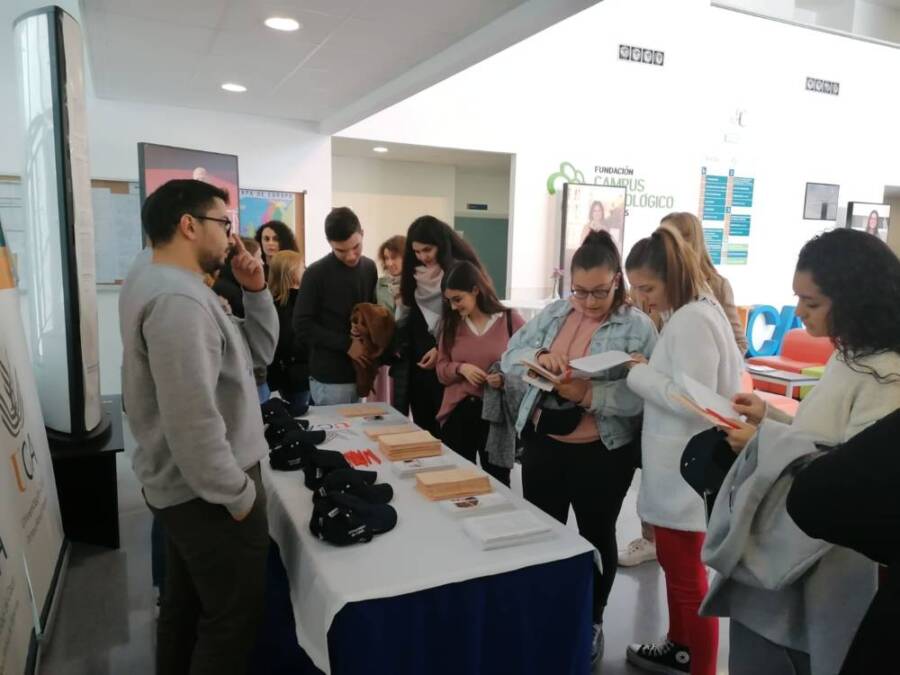 Acto informativo UCA 1