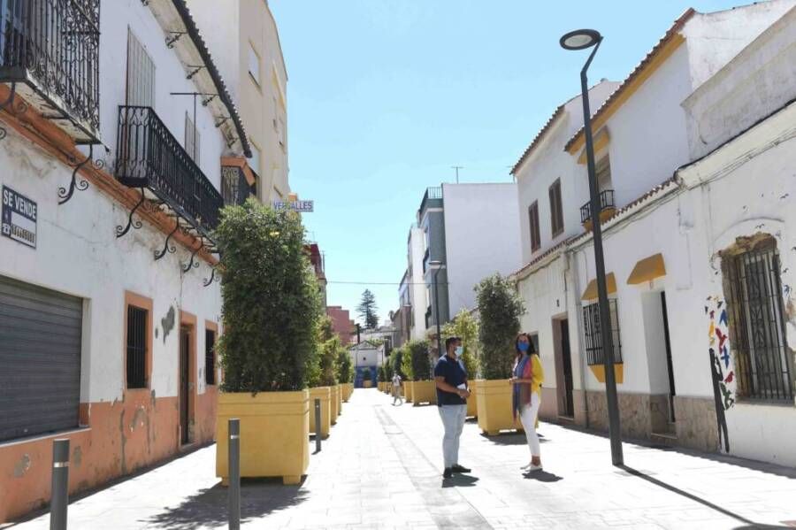 ALUMBRADO-BARRIO-DE-LA-CARIDAD ALUMBRADO-BARRIO-DE-LA-CARIDAD
