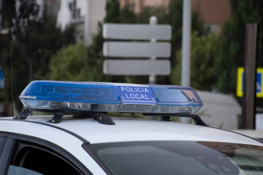 Un Policía Local fuera de servicio intercepta a un conductor ebrio con una tasa de alcoholemia de 0,93