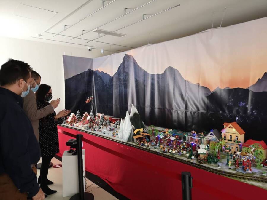 WhatsApp Image 2020-11-13 at 16.42.00 WhatsApp Image 2020-11-13 at 16.42.00