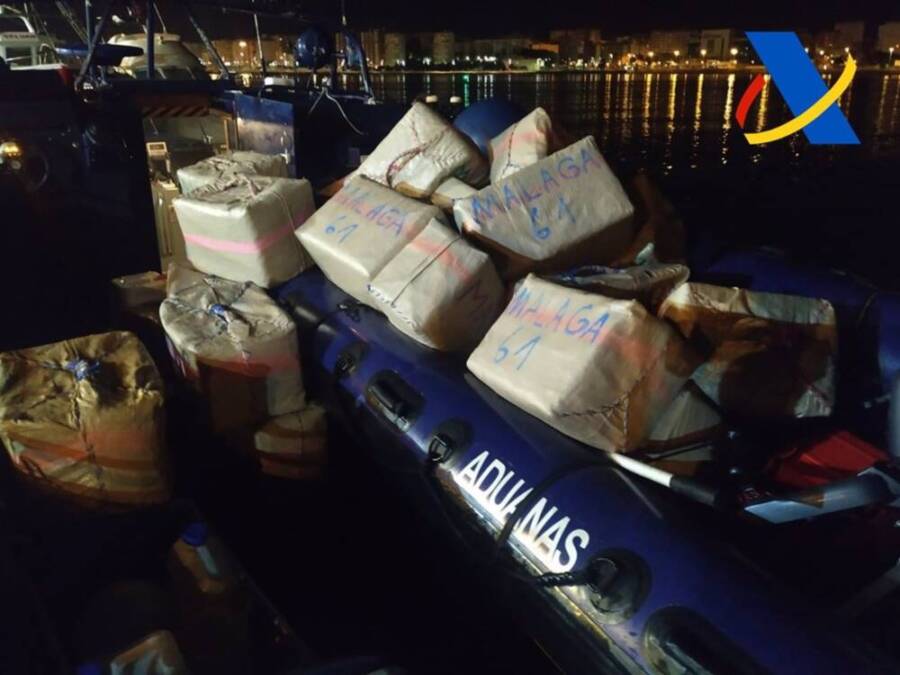 Cádiz.-Sucesos.- Incautados 3.750 kilos de hachís y 4 detenidos en dos operaciones contra el narcotráfico en el Estrecho