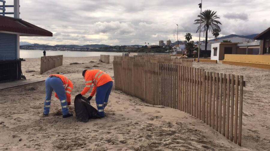 TRABAJADORES PLAYAS ALGECIRAS