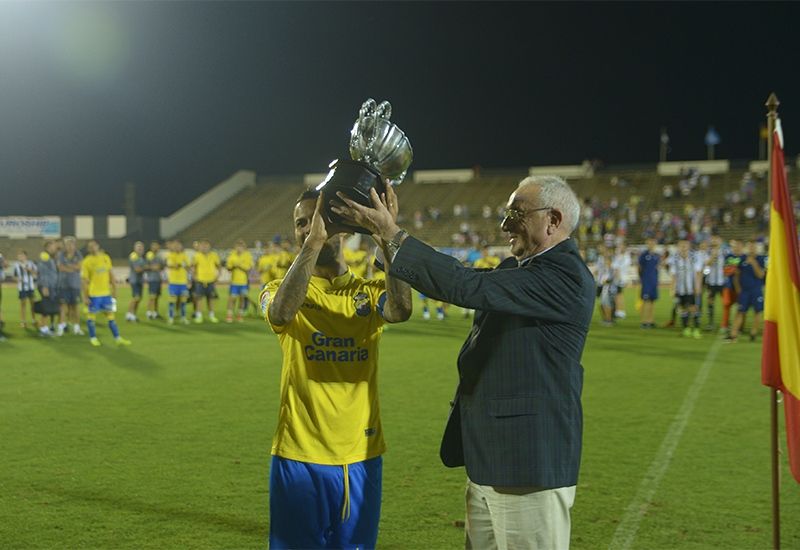 Foto-Trofeo-LL