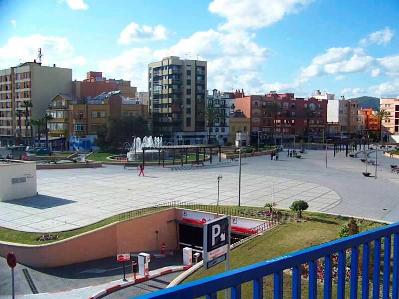 Plaza_de_la_Constitución,_La_Línea_de_la_Concepción_2 Plaza_de_la_Constitución,_La_Línea_de_la_Concepción_2