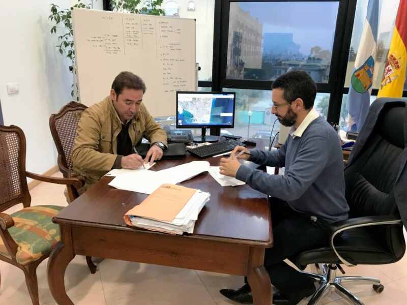 thumbnail_FIRMA DEL CONTRATO PEATONALIACION DEL CENTRO thumbnail_FIRMA DEL CONTRATO PEATONALIACION DEL CENTRO