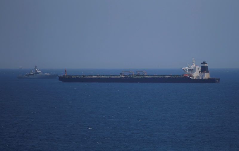 2019-07-04T144630Z_2074177383_RC197E98F930_RTRMADP_3_MIDEAST-IRAN-TANKER-800x505