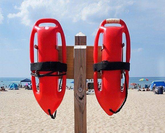 lifeguard-2092032_960_720-e1583486602154