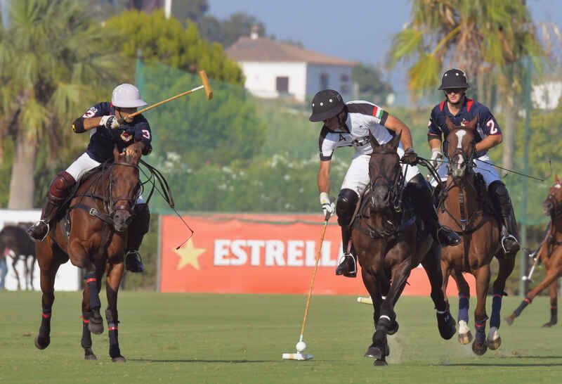 2018-08-25 Instante del partido entre Lechuza Caracas vs Bardon