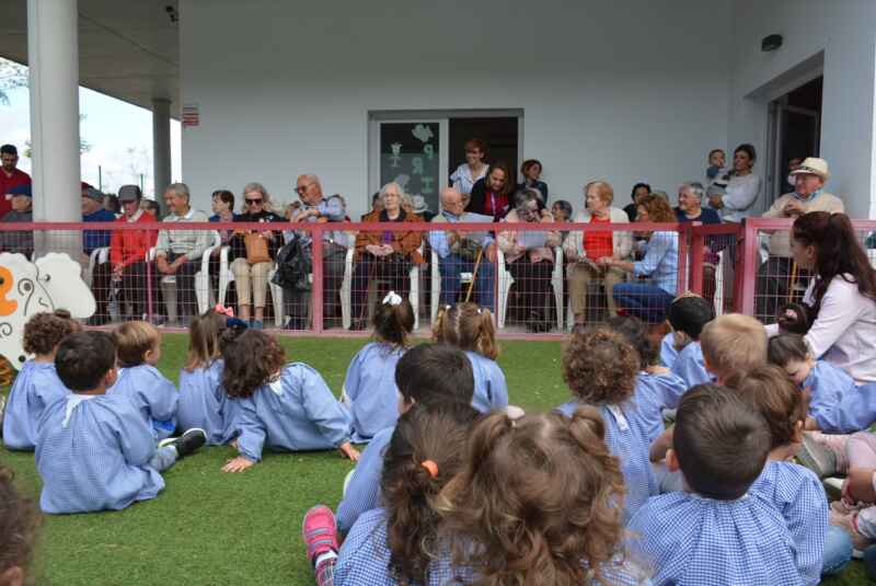 visita mayores asilo guarderia nelson9