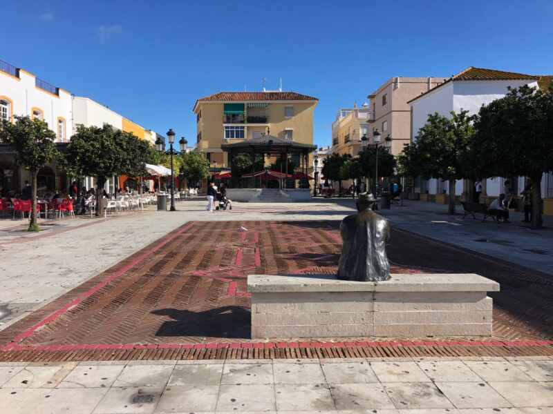 El Paseo de la Constitución en Los Barrios.