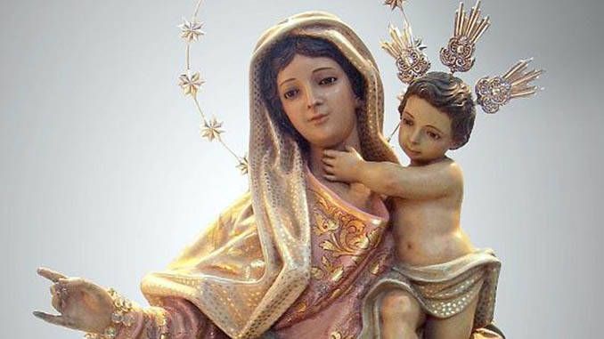 Patrona de Los Barrios.