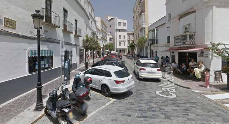 Calle Sancho IV, de Tarifa. Imagen de archivo. 