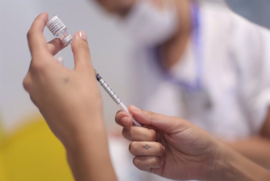 Cádiz.- Cvirus.- La Junta planifica una amplia vacunación masiva sin cita en la provincia para la semana próxima