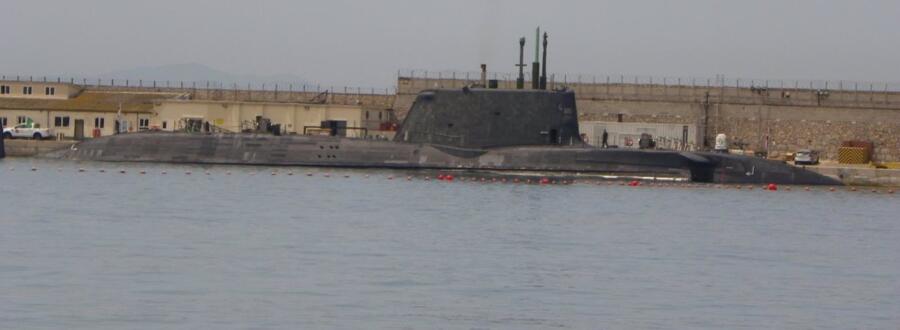 Cádiz.-Ecologistas critican la presencia de hasta tres submarinos nucleares en Gibraltar en un mes