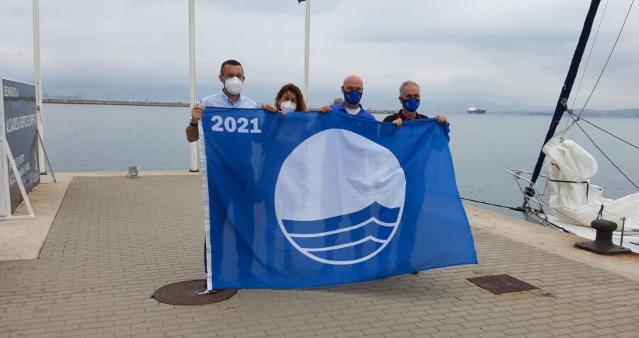 Bandera azul Alcaidesa Marina