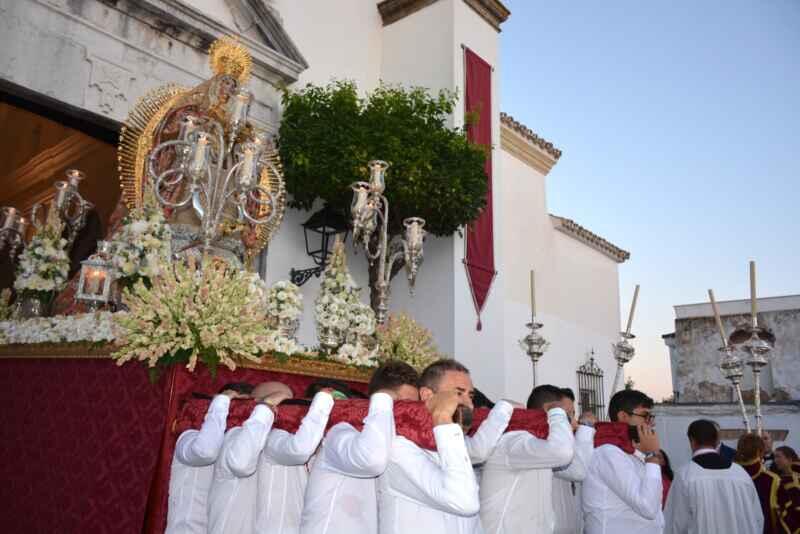 misa-procesion-patrona11