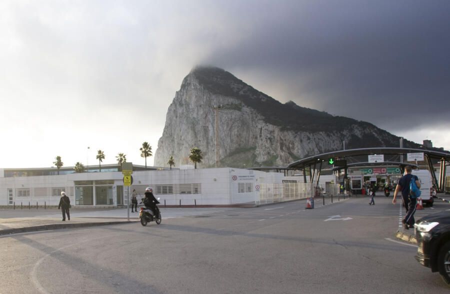 FRONTERA GIBRALTAR 