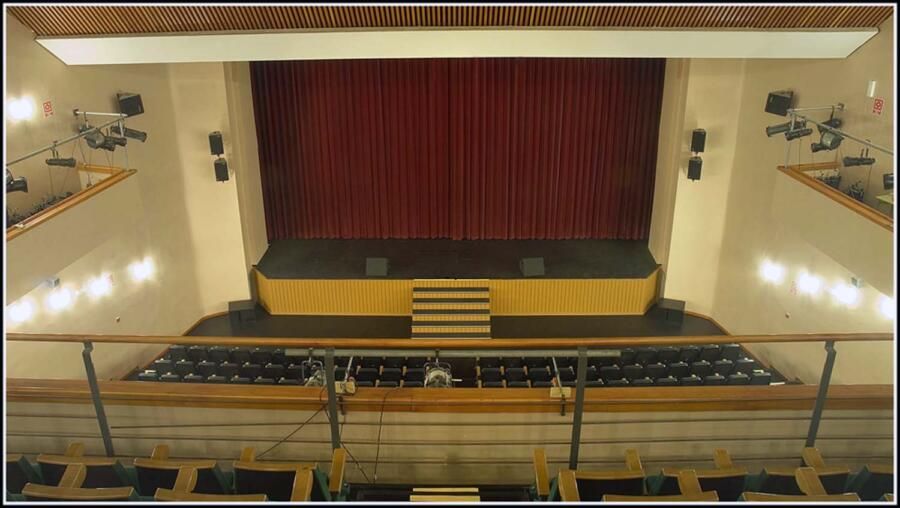 Teatro Juan Luis Galiardo. Imagen de archivo. San Roque celebra este sábado el Gran concierto solidario de la Asociación de Canción Ligera