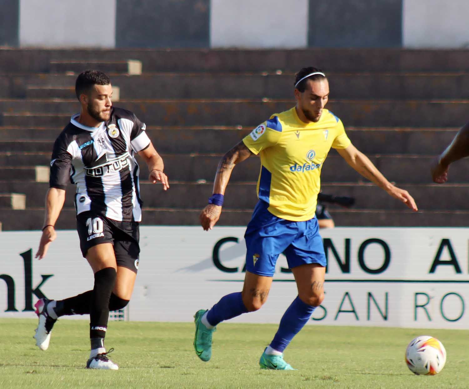 RB LINENSE 0808021 Luis Alcaide Cádiz