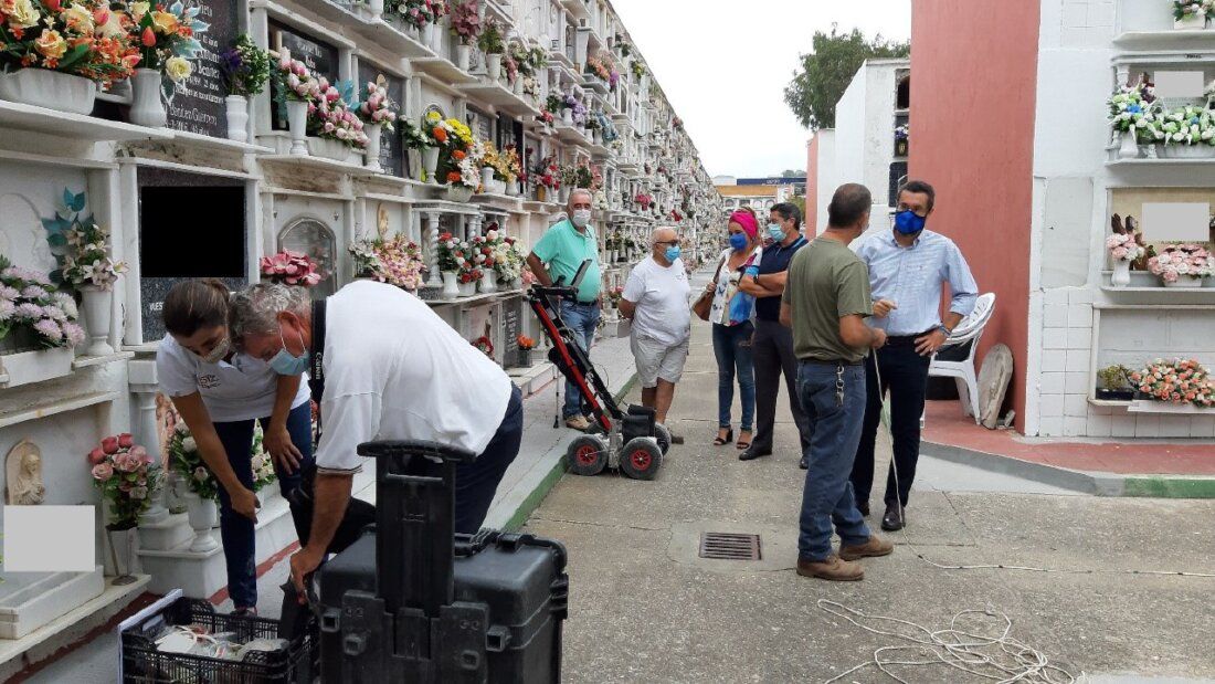 Buqueda restos cementerio LL