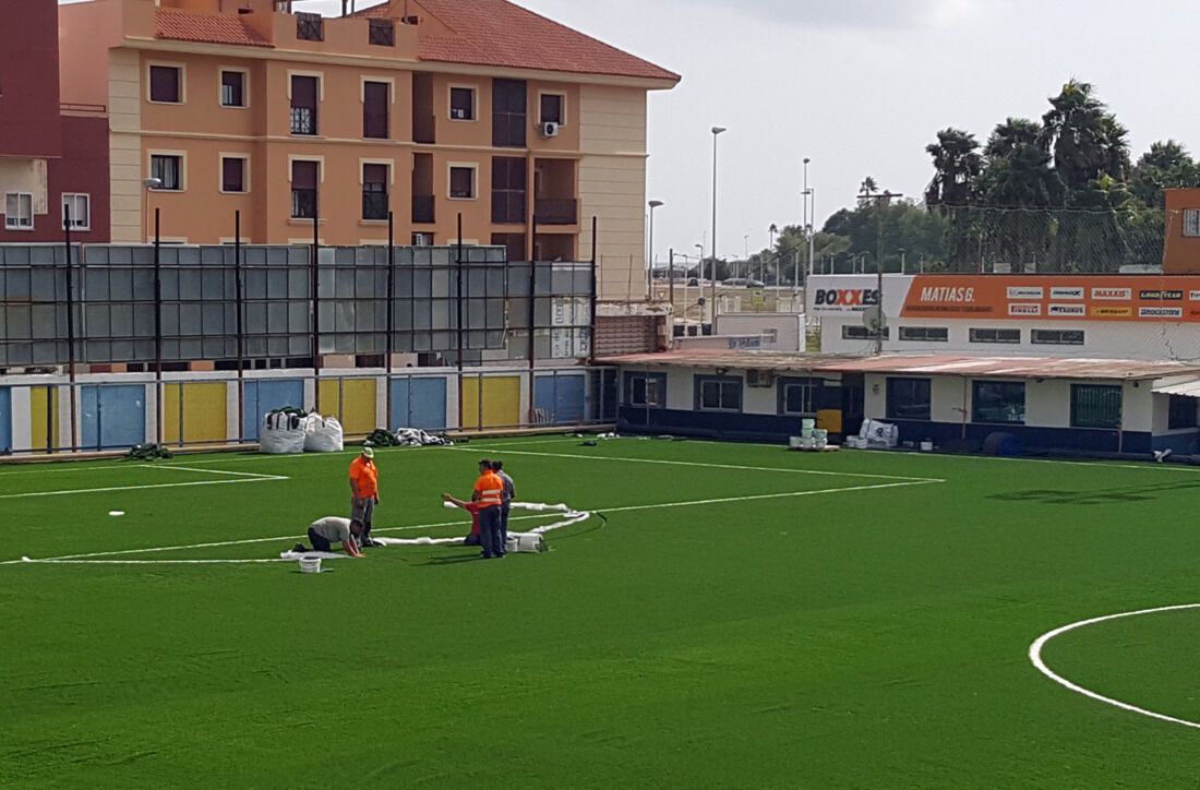 FÚTBOL 121021 Elcano 2