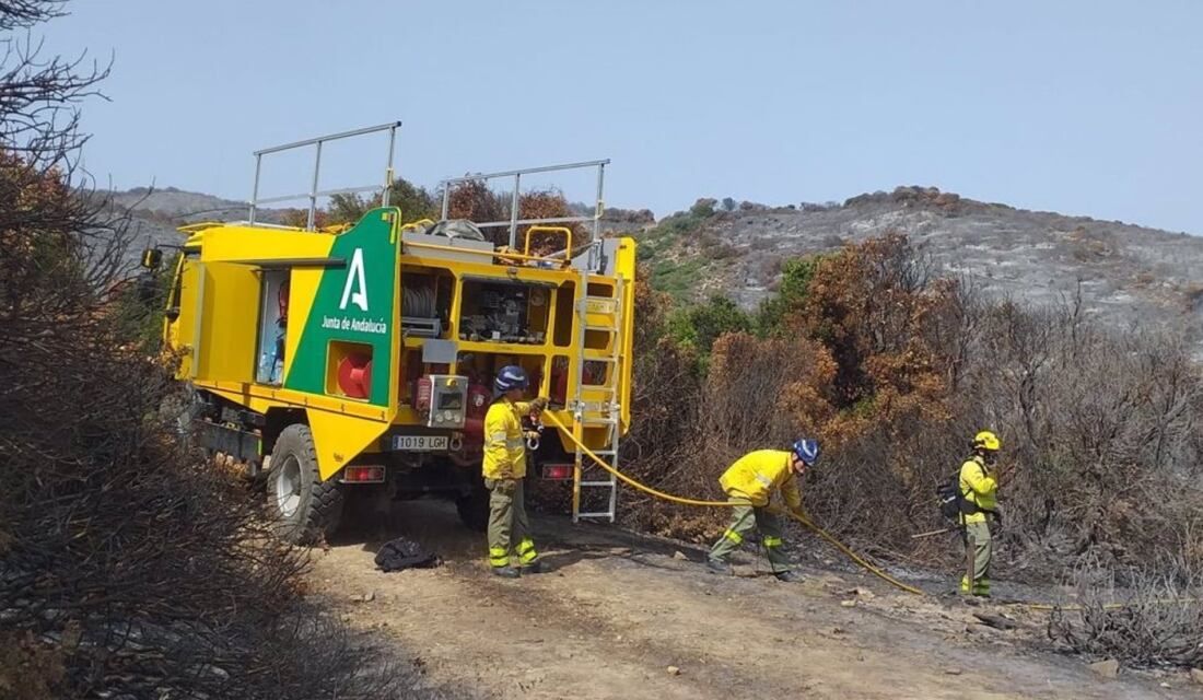 C√°diz.-Incendios.- Declarado un incendio en la finca El Pedregoso en Tarifa