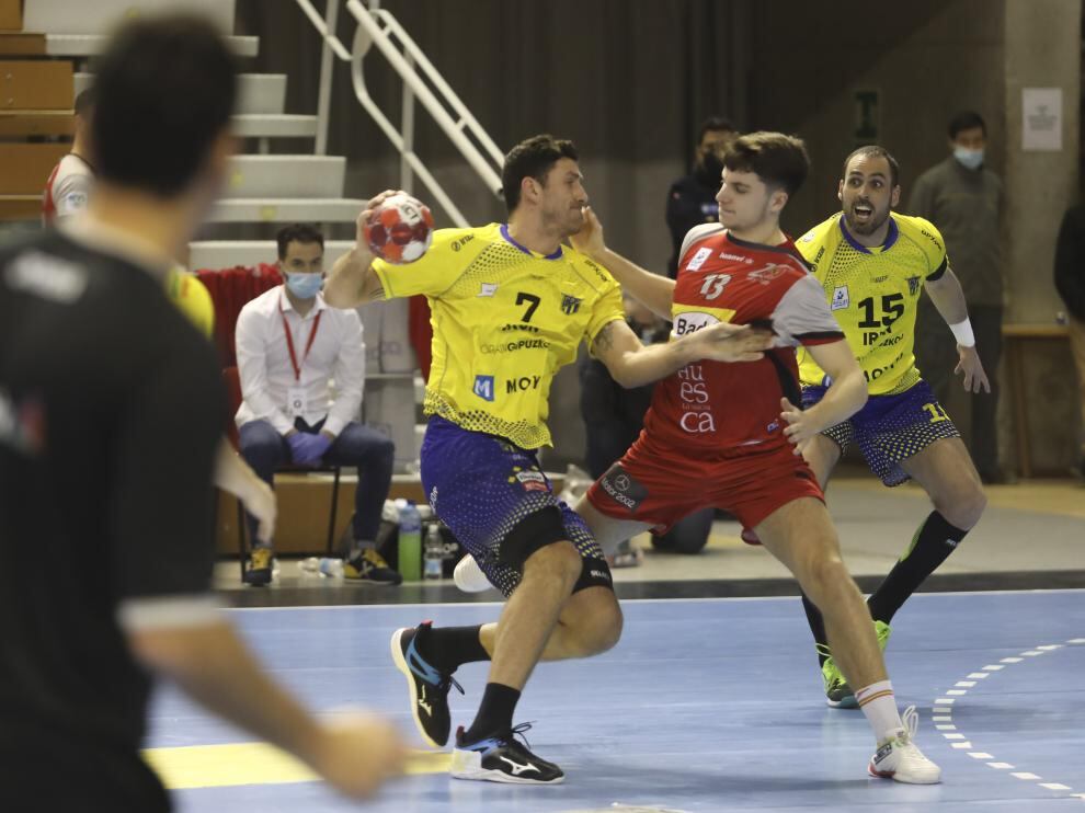 domingo-mosquera-racotea-bidasoa-bada-huesca-balonmano-asobal