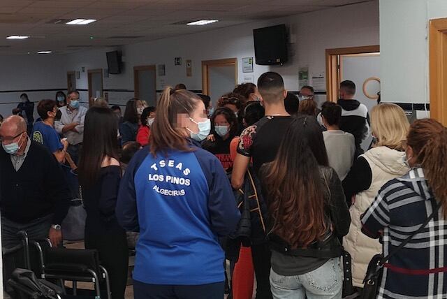 Colapso en el centro de salud La Velada en La Línea.