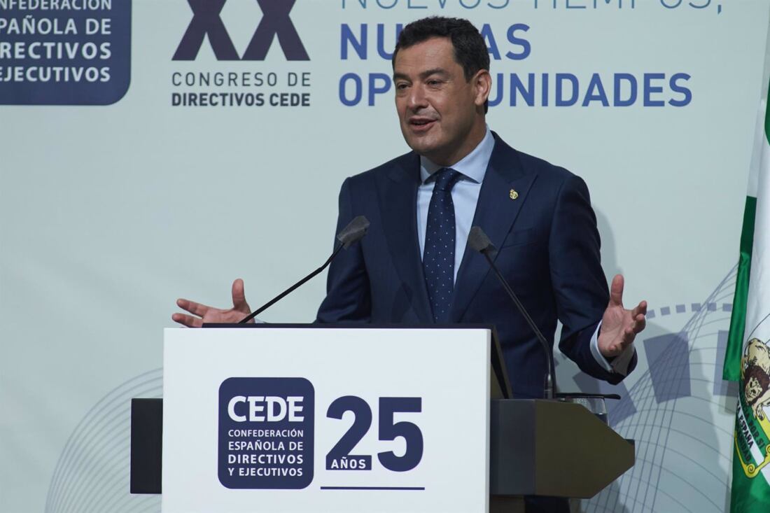 Cádiz.- Juanma Moreno pide "serenidad, calma y diálogo" entre las partes para llegar a un acuerdo en el sector del metal