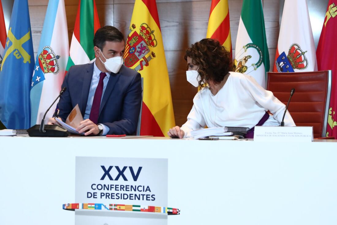 Pedro en conferencia presis