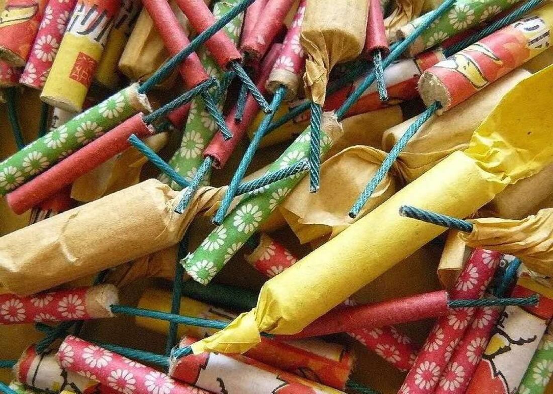 Petardos. Imagen de archivo. Algeciras sancionará el uso de pirotecnia durante las fiestas navideñas con multas hasta 1.500 euros