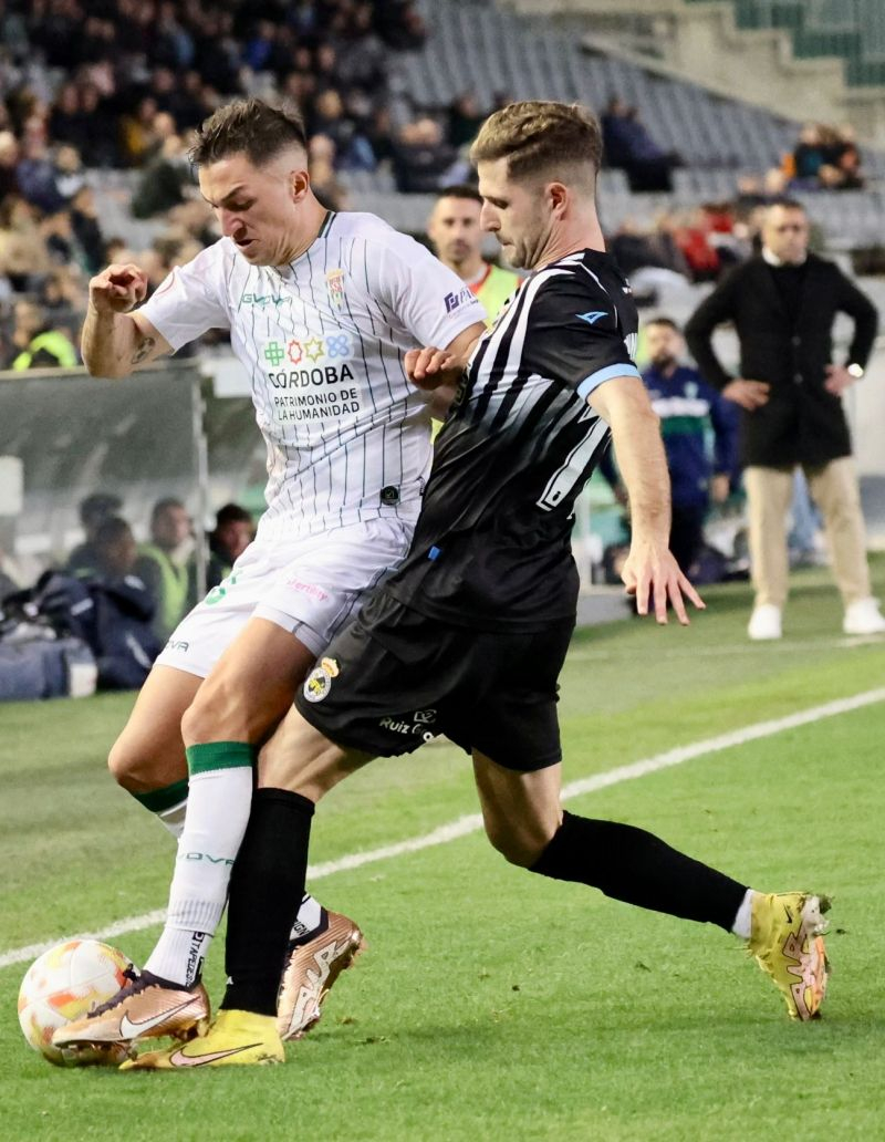 Un lance del encuentro entre Córdoba CF y RB linense/FOTO: CordobaCF_ofi Un lance del encuentro entre Córdoba CF y RB linense/FOTO: CordobaCF_ofi