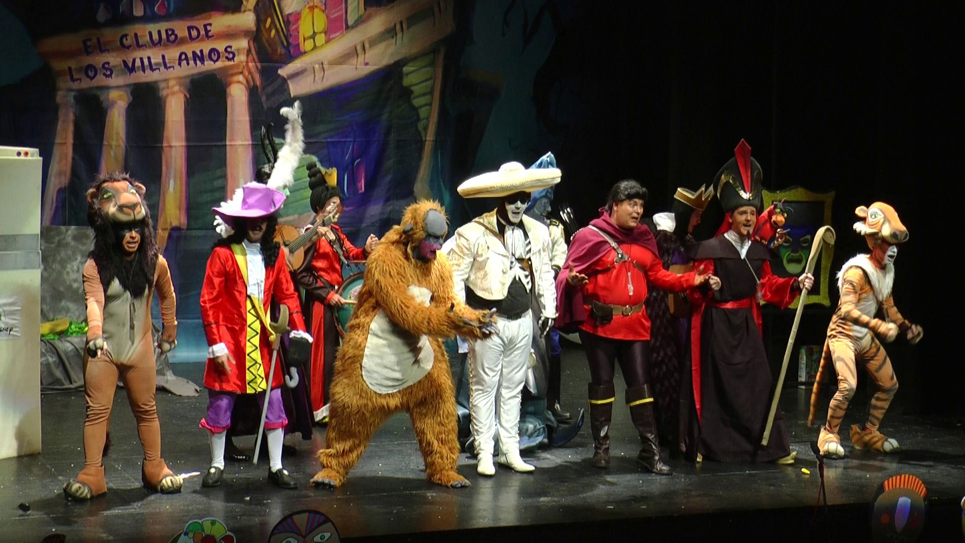 Imagen de una agrupación del Concurso Bi-Comarcal de Comparsas y Chirigotas en el Teatro Alameda en el Carnaval 2020. Imagen de archivo. 