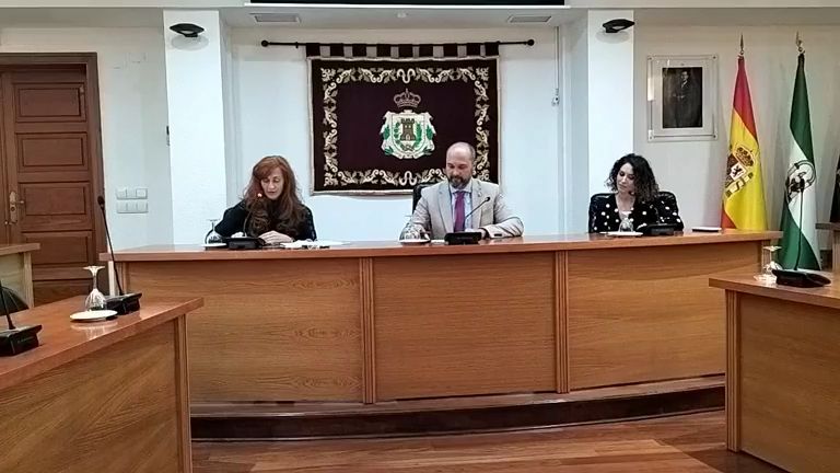 Presentación el programa educativo ‘Tu carrera digital’, una iniciativa para formar a jóvenes desempleados en el manejo de las nuevas tecnologías de la información y la comunicación.