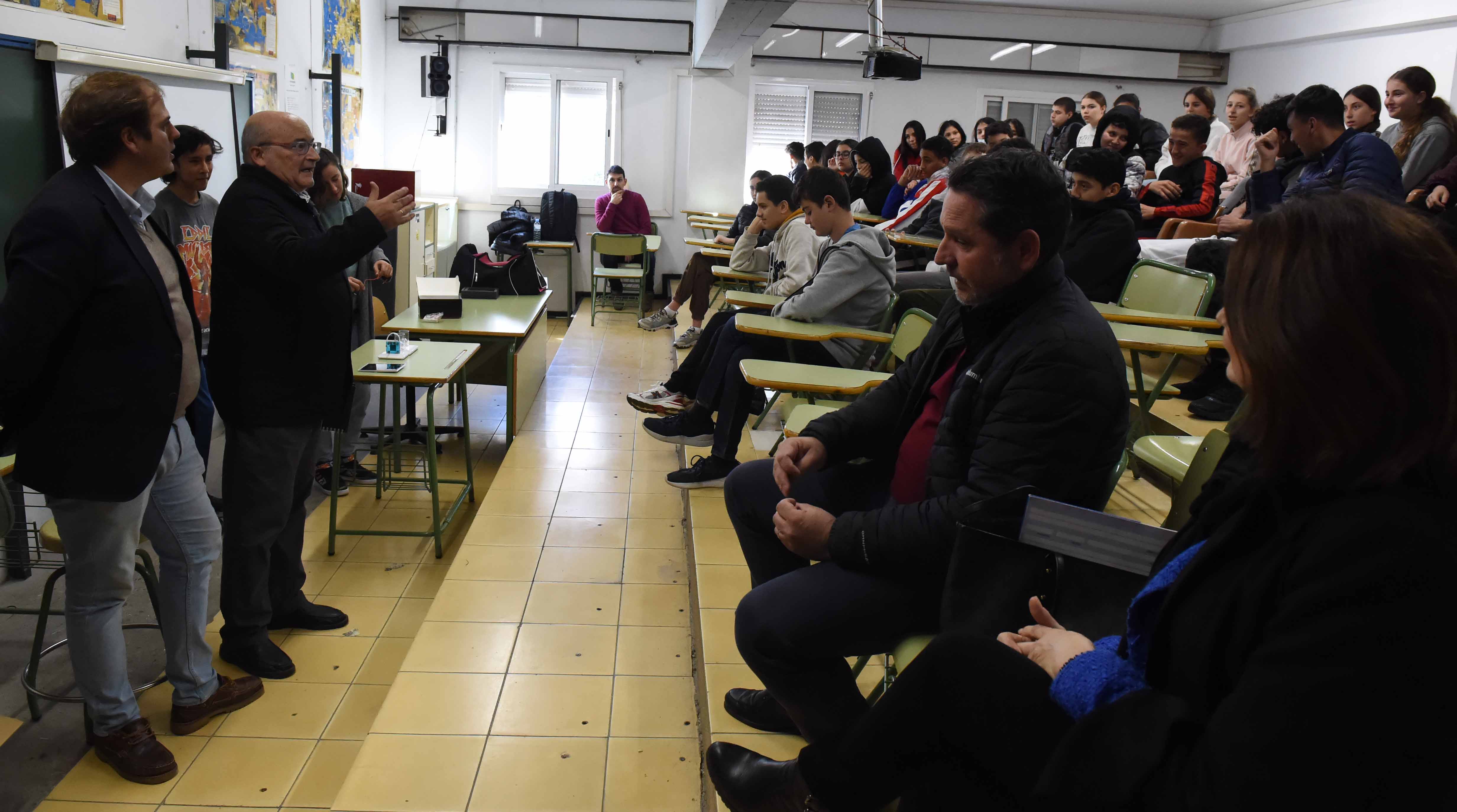 Comienzan los talleres de la delegación de Medio Ambiente en el IES Ventura Moron