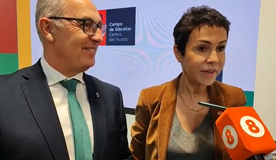 Juan Lozano junto a Isabel Pardo, en Fitur.