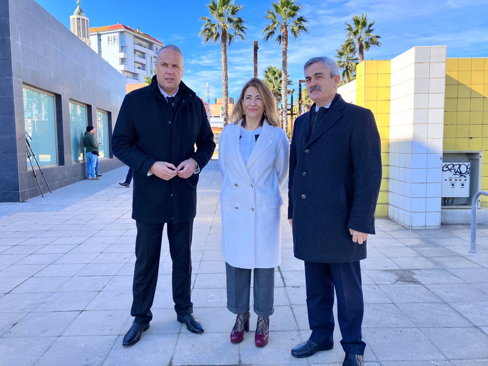 Ruiz Boix con la ministra Raquel Sánchez. Foto: Diputación de Cádiz. 