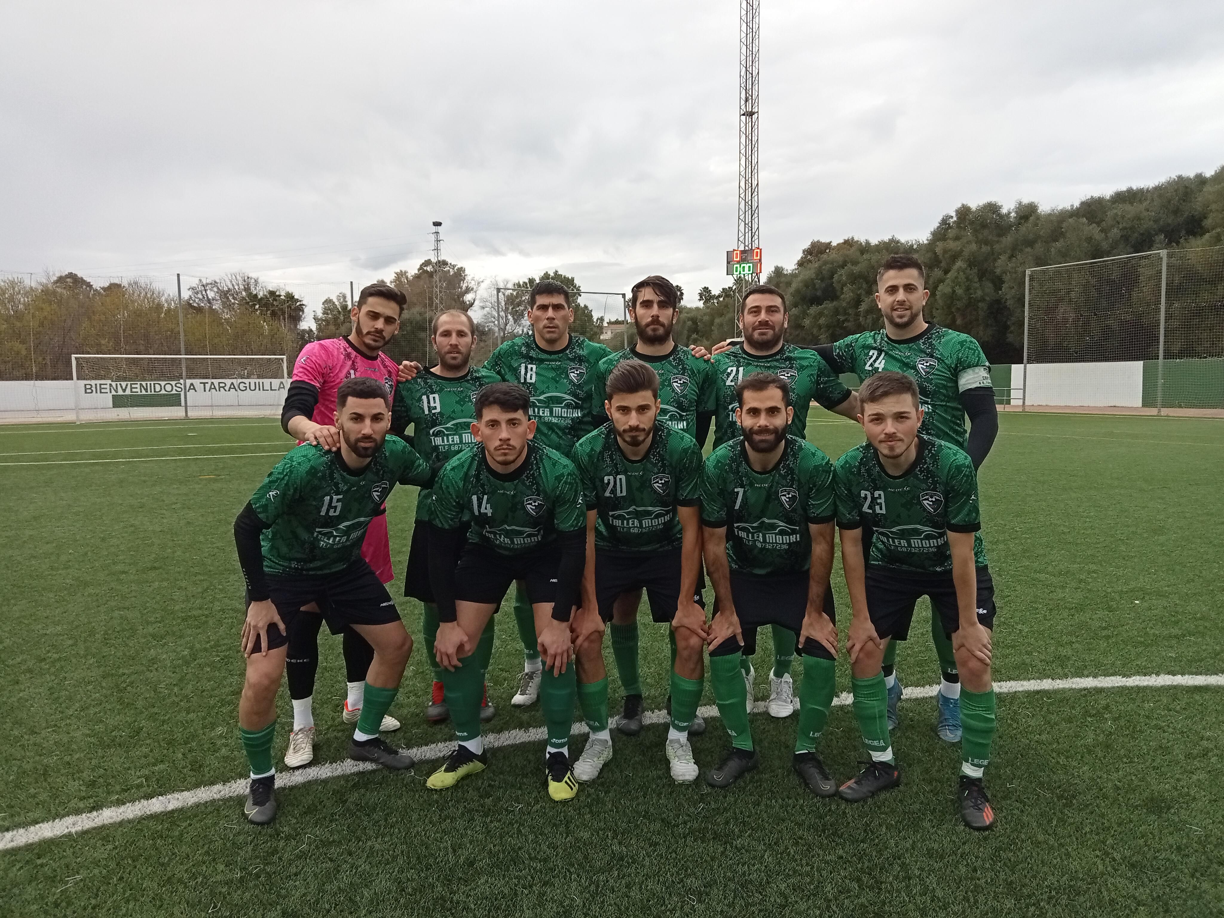 Formación de la AD Taraguilla frente al CD Estrella Portuense