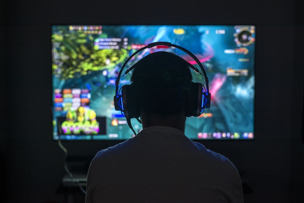 Un 'gamer' disputa una partida de League of Legends, uno de los juegos de los próximos Juegos del Estrecho