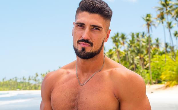 Miguel Guerrero Albarrán, futbolista, míster y tentación en 'La Isla de las Tentaciones'. Foto: Mediaset.