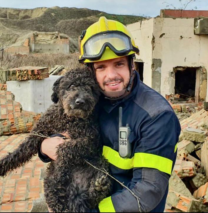 El bombero jimenato Federico Jiménez prevé viajar a Turquía para ayudar en las labores de rescate por el terremoto.