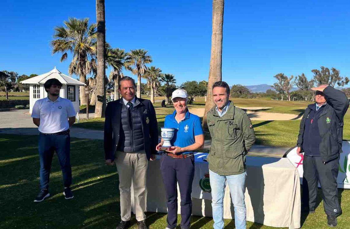 Elizabeth Ann Robertson, de Isla Canela, ganadora del Campeonato de Andalucía Senior 