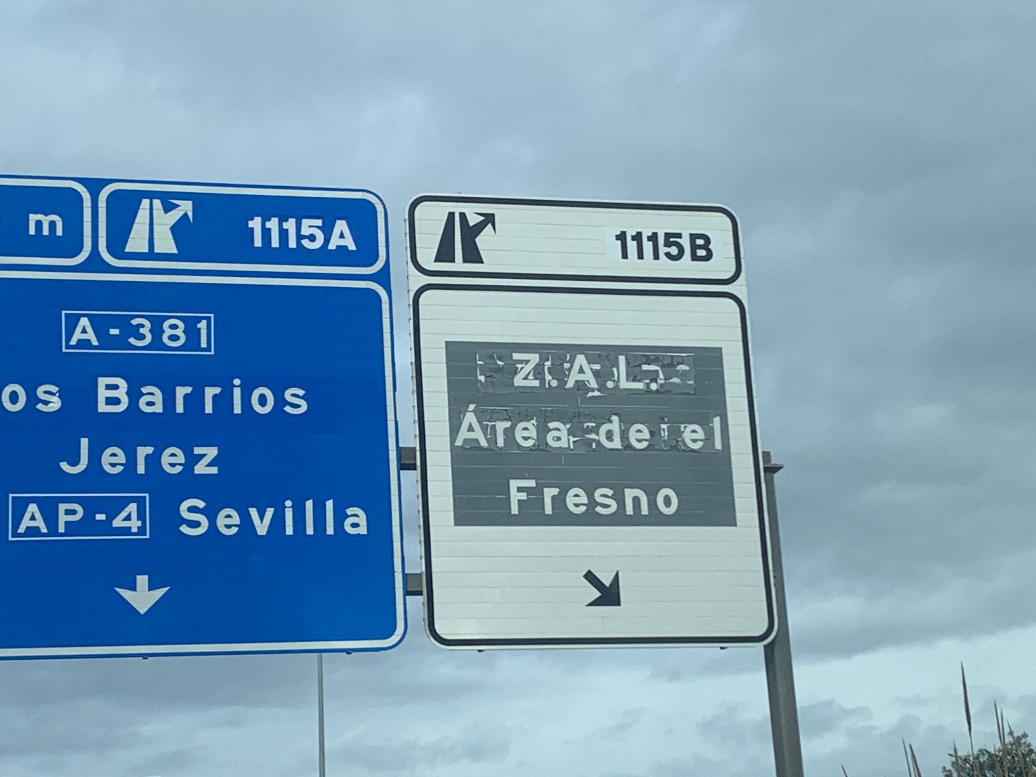 Nueva señalética de la A-7 a su paso por el Campo de Gibraltar