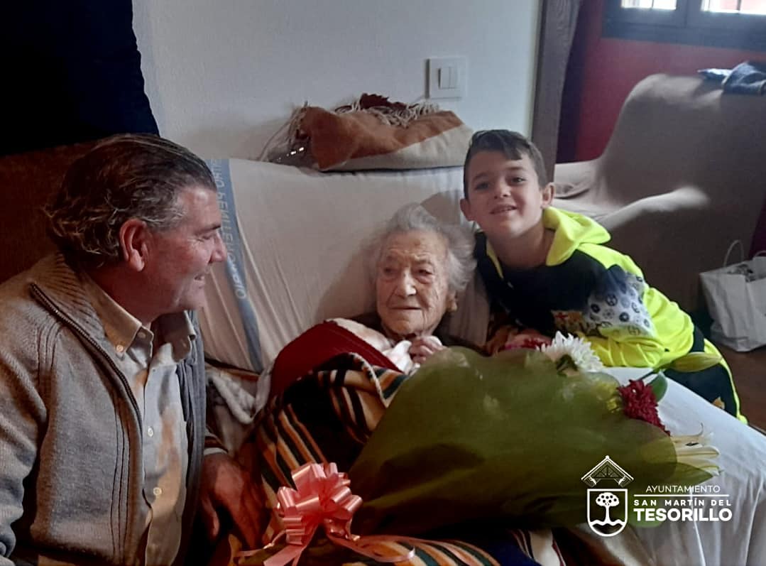 Cumpleaños número 100 de Francisca.