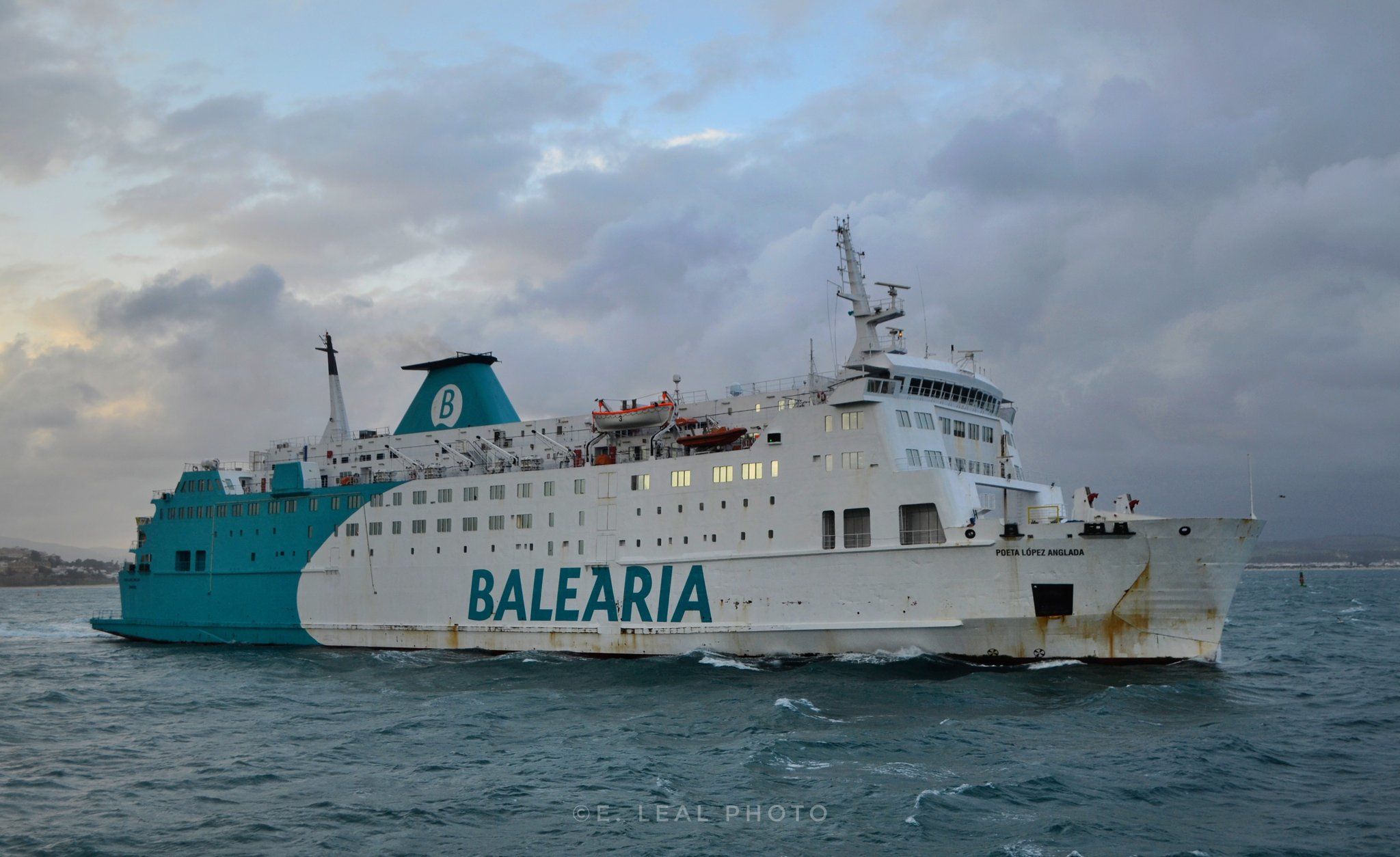 Naviera Balearia. Foto: E.Leal.Photo/ APBA. Imagen de archivo. Fallece un marinero de Baleària en un accidente laboral
