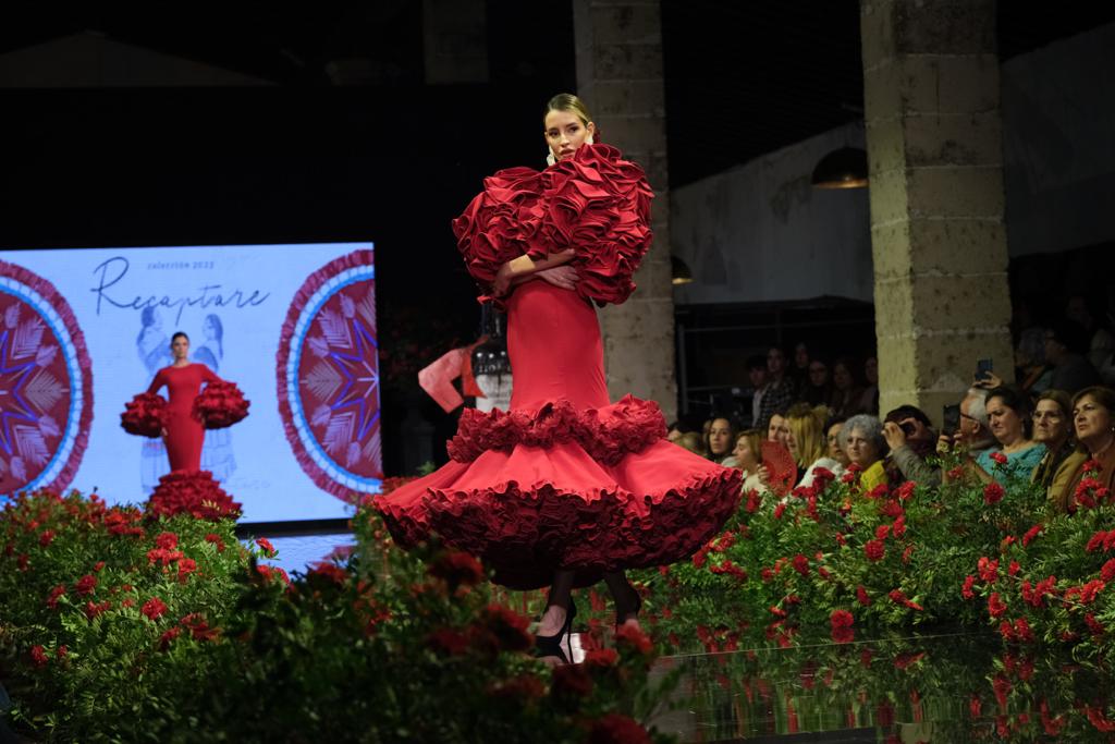 Los diseños de Juanma Saavedra desfilan en la pasarela Tío Pepe en Jerez. Foto: @christiancp_photo. Imagen de archivo.