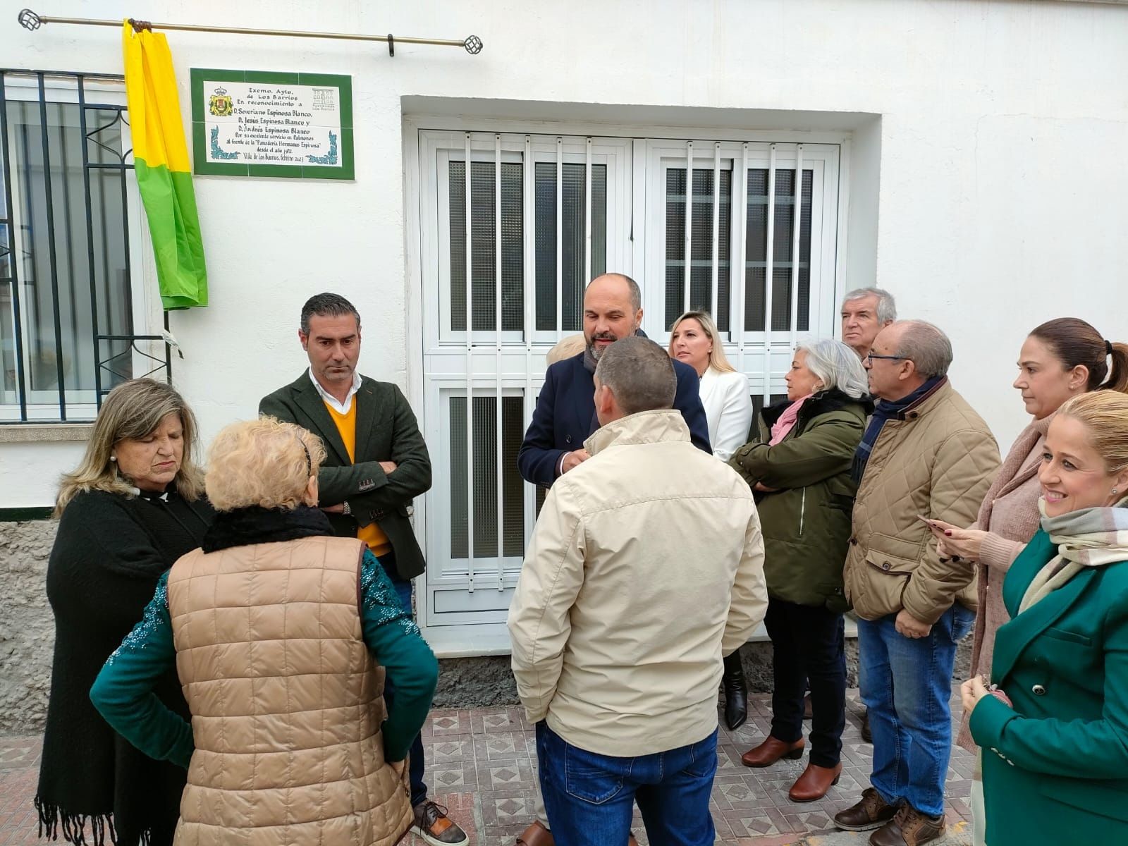 Un momento del acto de reconocimiento 'Panadería Hermanos Espinosa' de  Palmones.