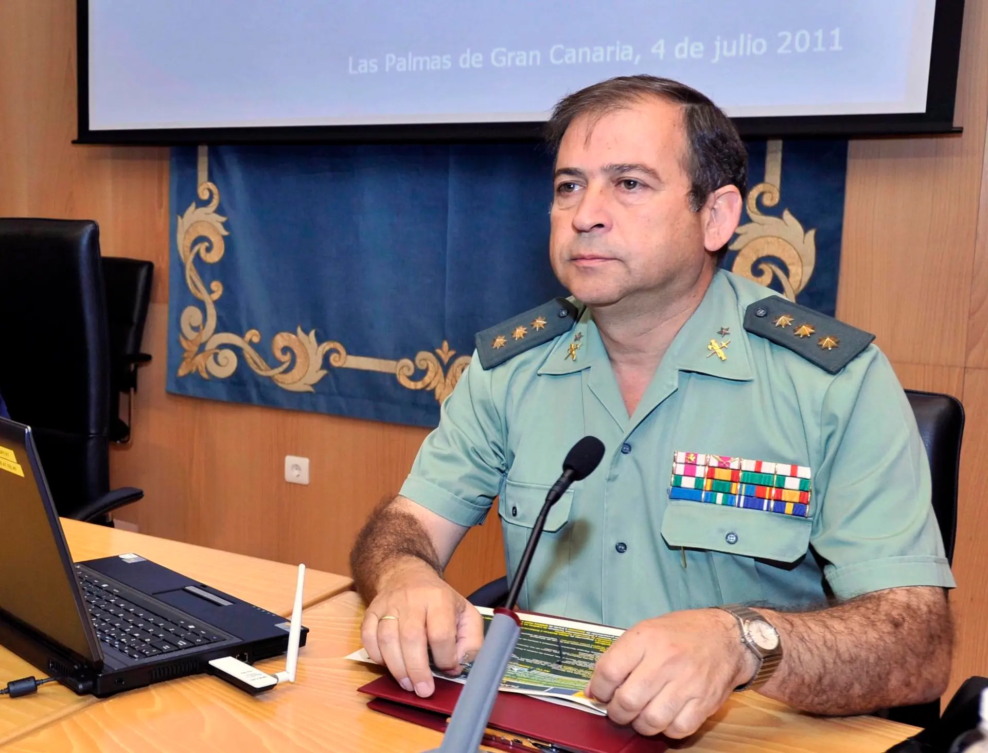 El ex jefe de la Comandancia de Algeciras  Francisco Javier Espinosa Navas, entre los detenidos tráfico de influencias. Foto: EFE.
