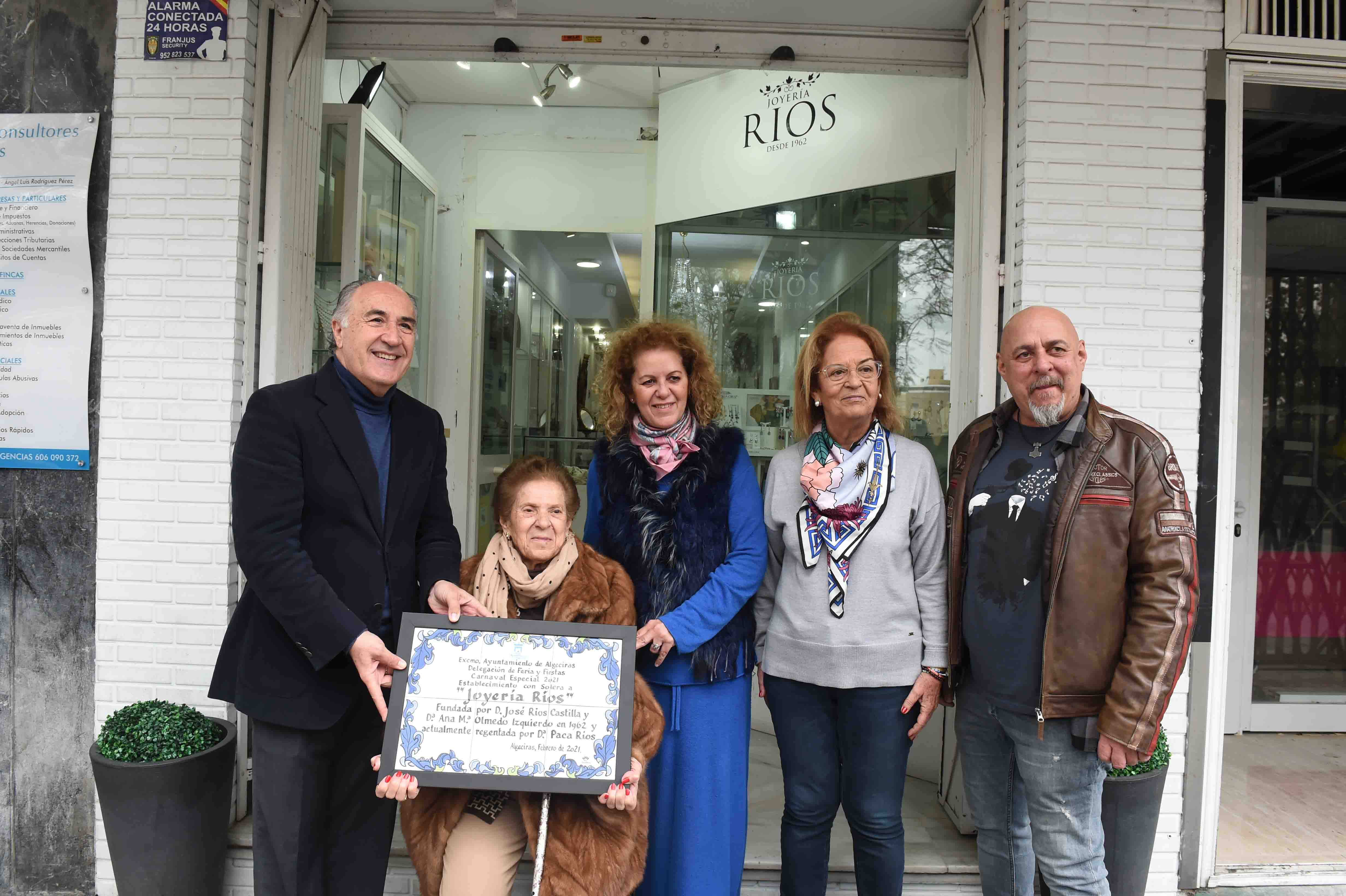  Joyería Ríos y Panadería La Granja, nuevos establecimientos con solera.